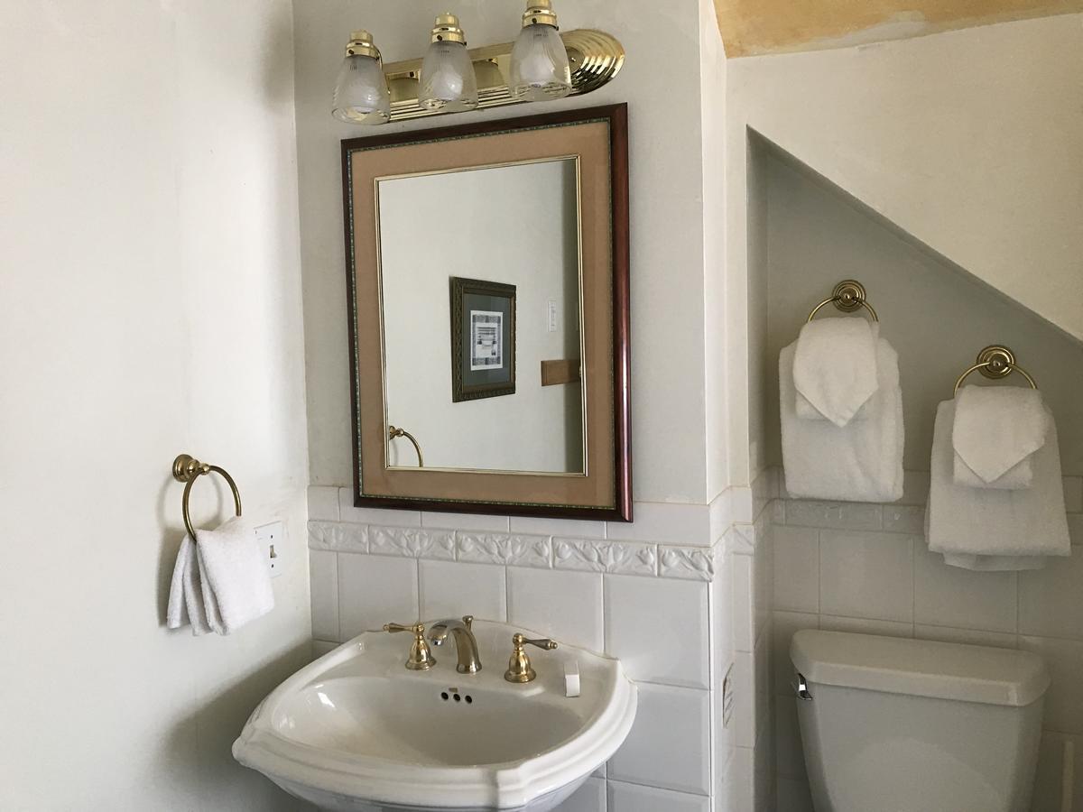 ניופורט Cleveland House Inn מראה חיצוני תמונה