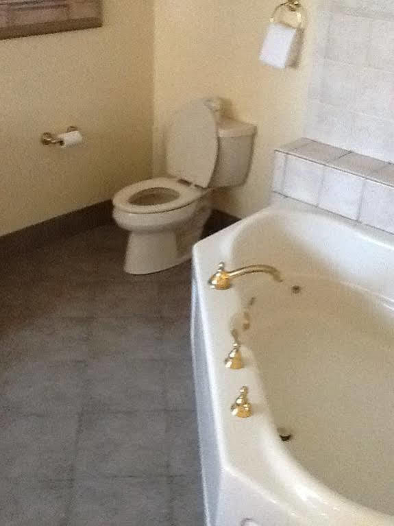 ניופורט Cleveland House Inn מראה חיצוני תמונה